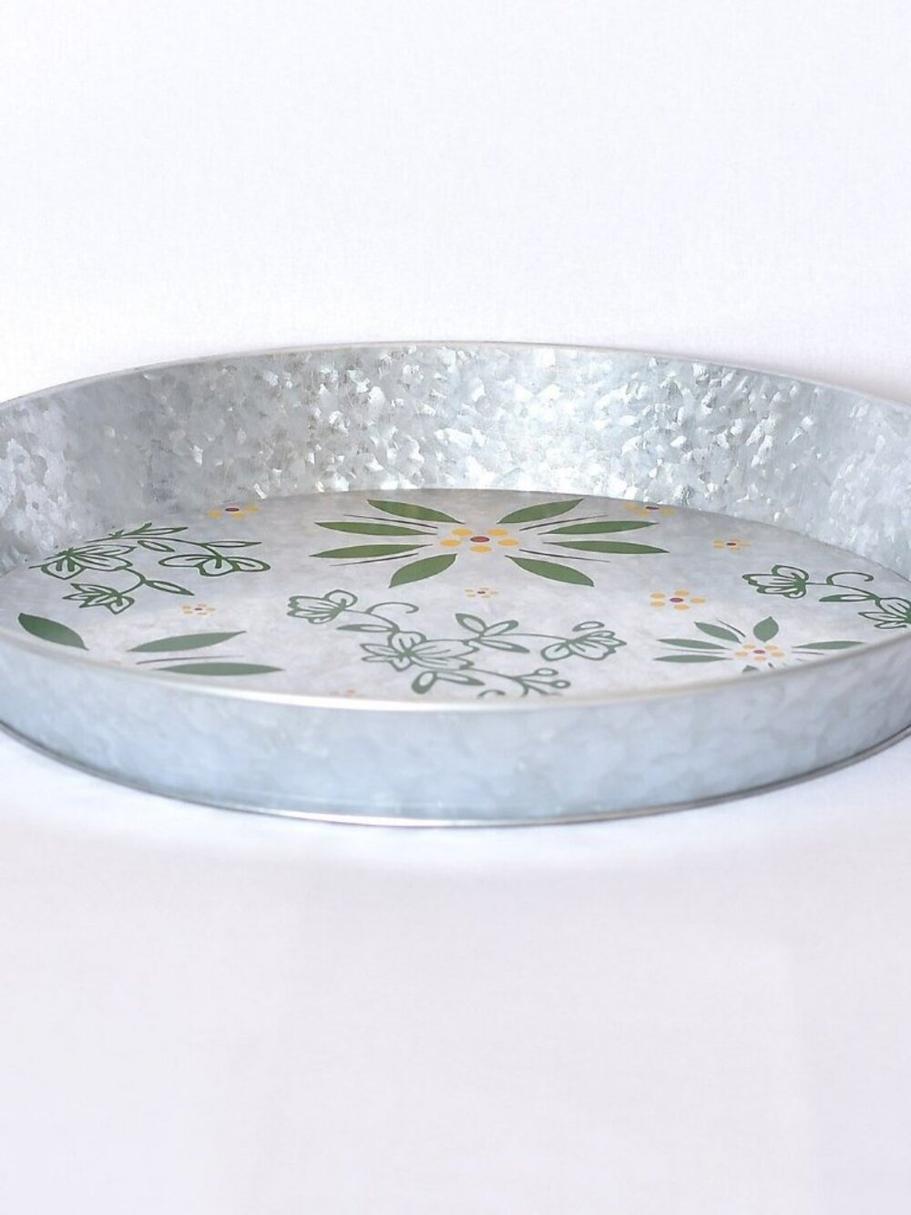 Temp-tations Classic Galvanized 16" Metal Tray with Handles - Green H237559 --